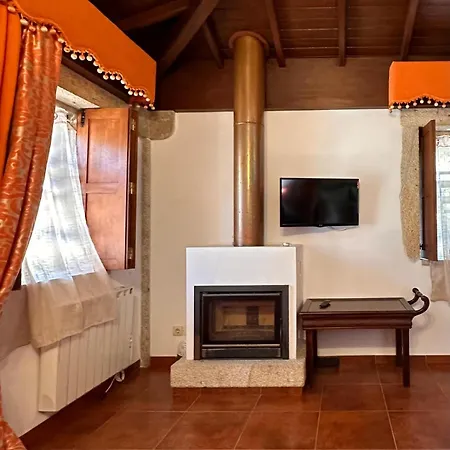 Casa de hóspedes Casas Do Rio Cossourado (Braga)