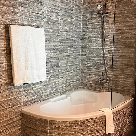Guest house Casas Do Rio Cossourado (Braga)