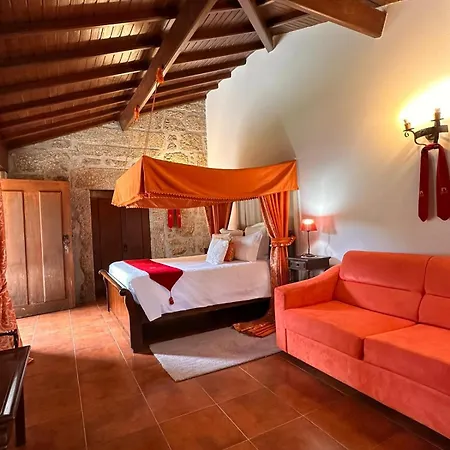 게스트하우스 Casas Do Rio Cossourado (Braga)