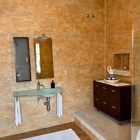 Casas Do Rio 3* Cossourado (Braga)