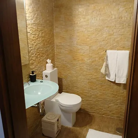 Casas Do Rio Cossourado (Braga)