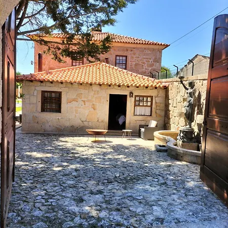 Casas Do Rio 4* Cossourado (Braga)