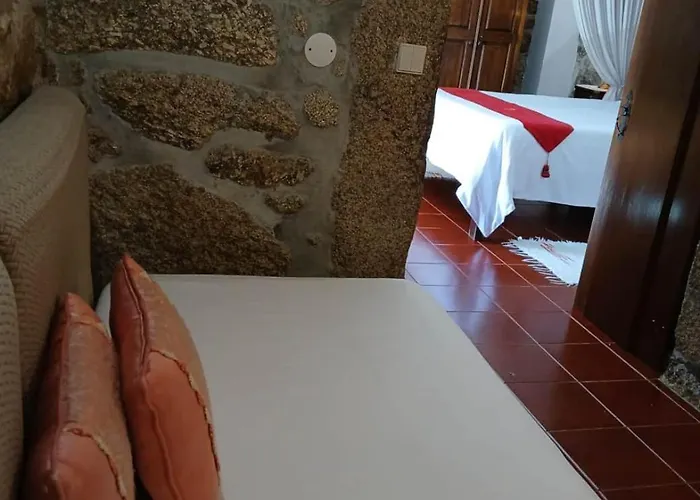 Casas Do Rio Guest house Cossourado (Braga)