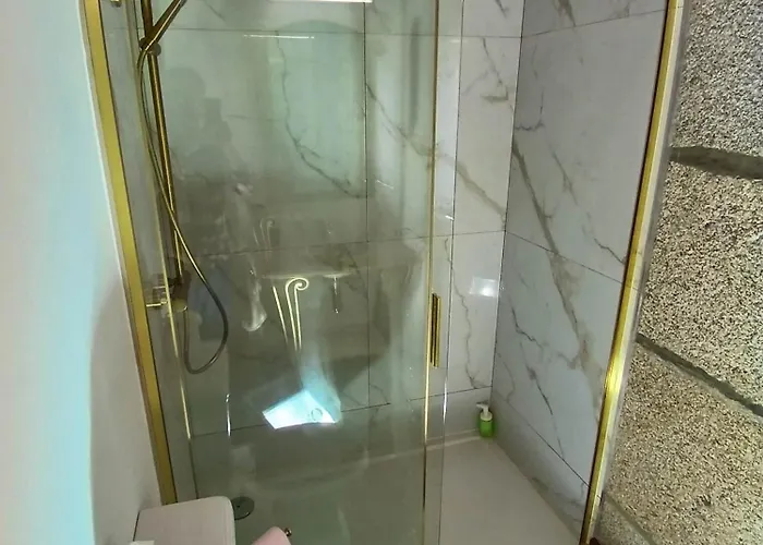 Casas Do Rio Cossourado (Braga)