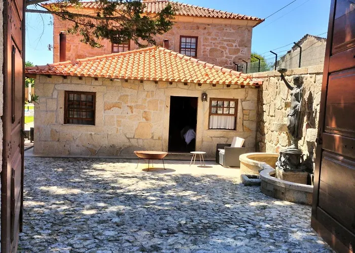 Casas Do Rio 4* Cossourado (Braga)