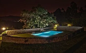 Casas Do Rio Cossourado (Braga)